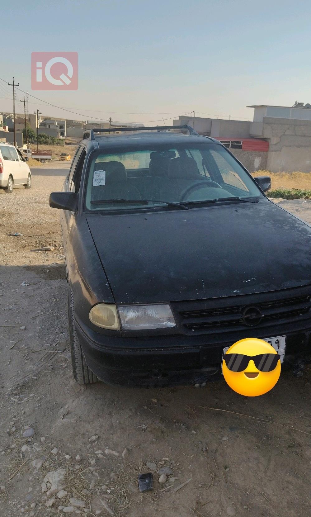 اوبل استرا